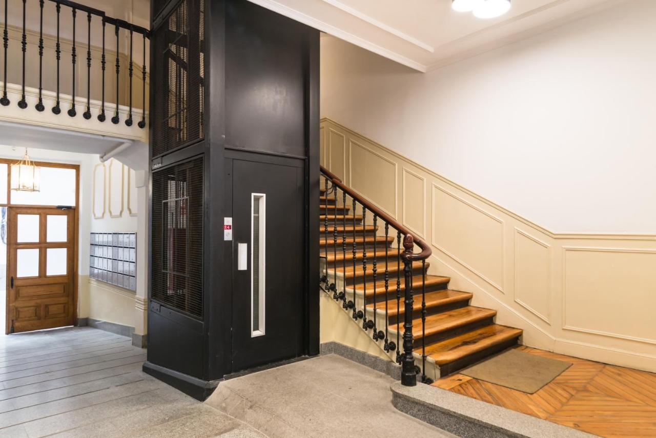 Hostal Evoke Madrid Eksteriør billede