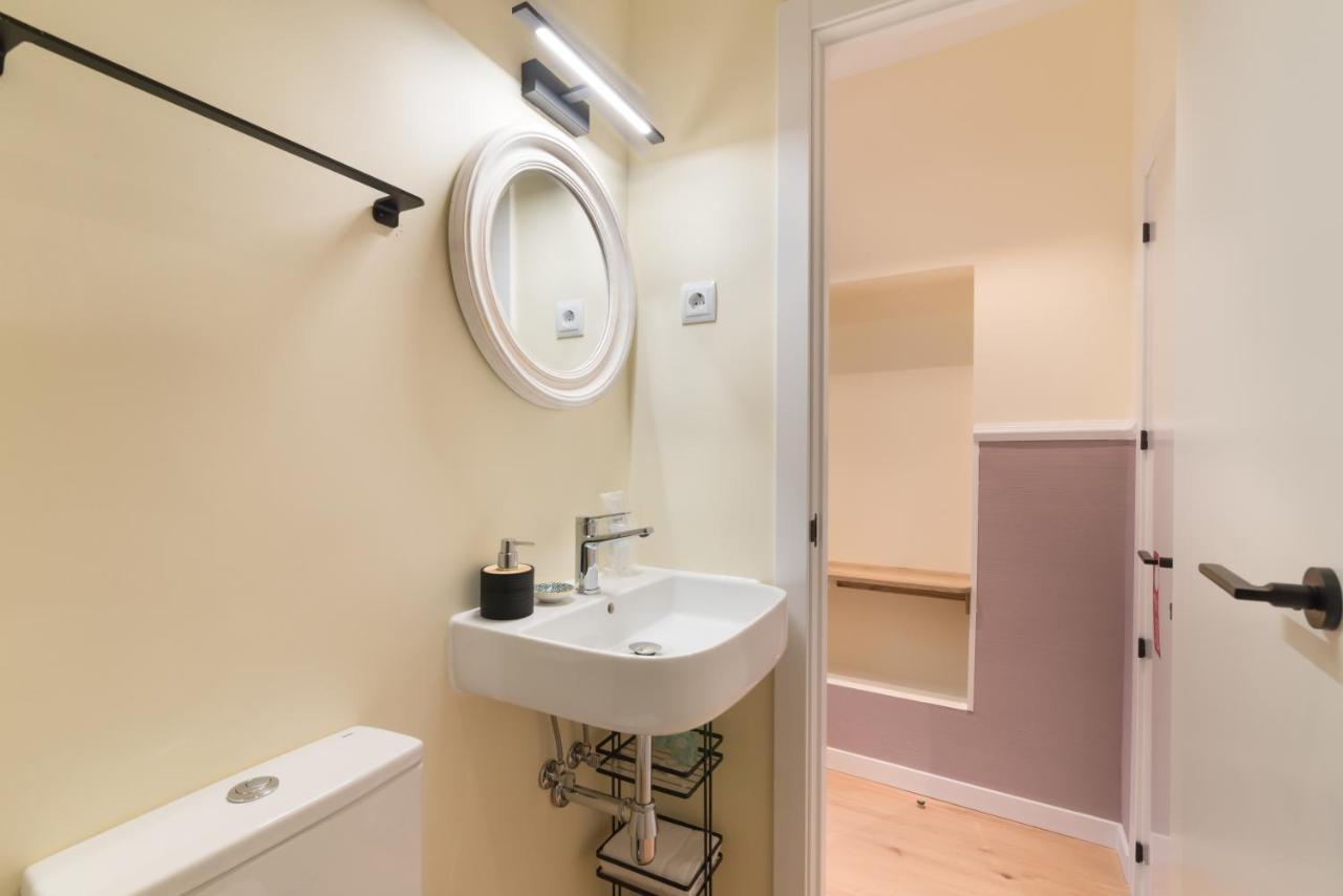 Hostal Evoke Madrid Eksteriør billede