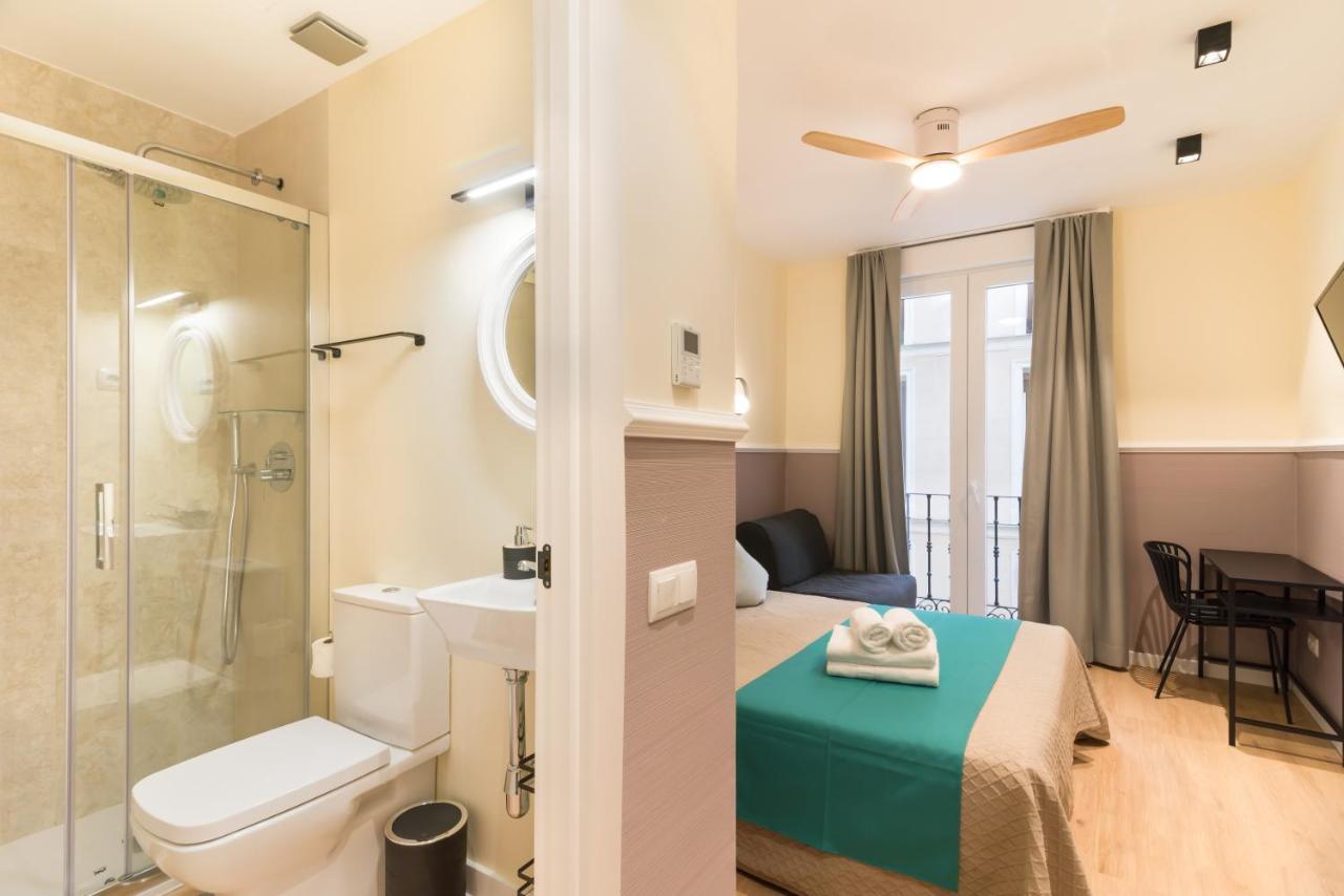 Hostal Evoke Madrid Eksteriør billede