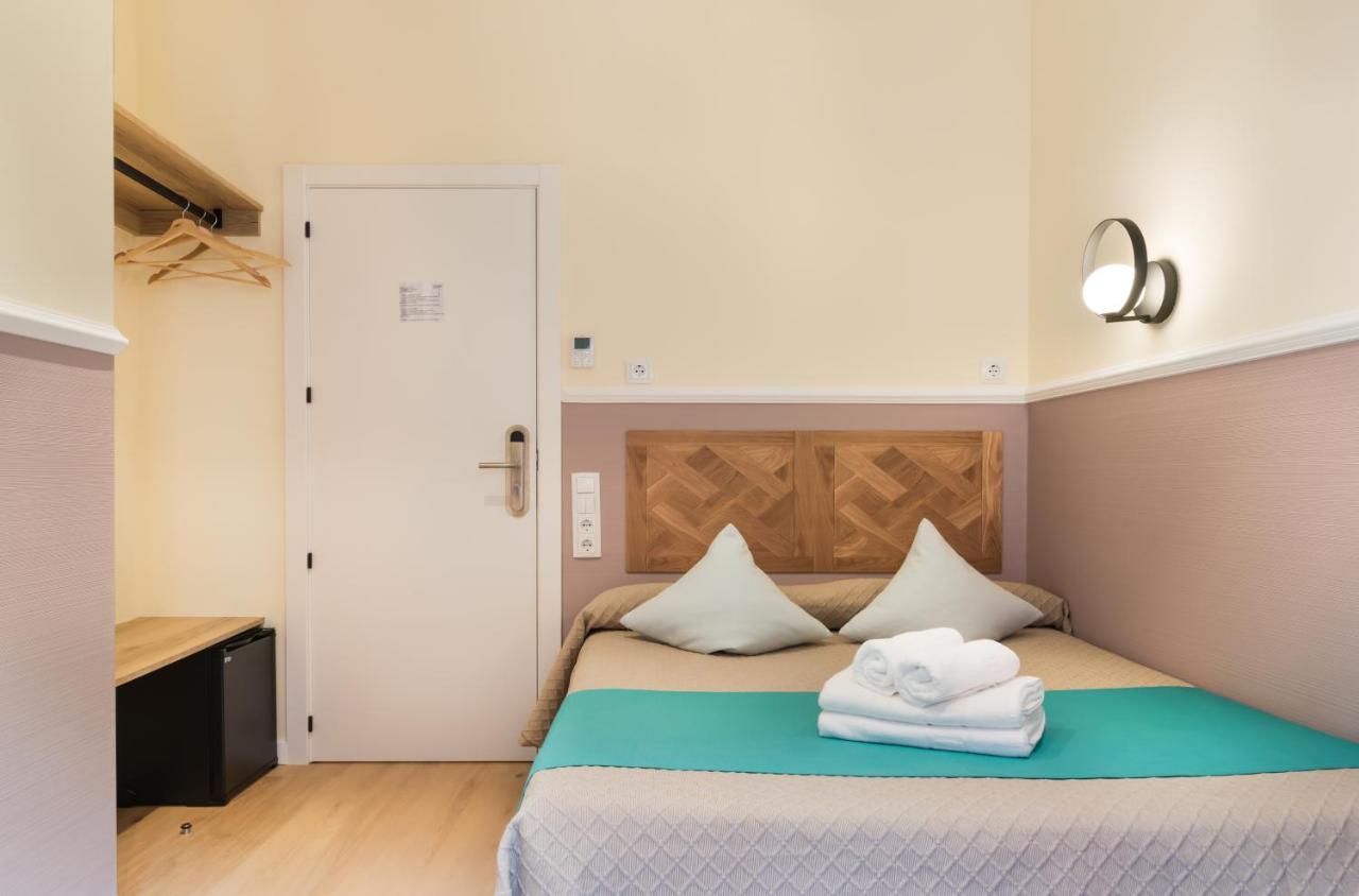 Hostal Evoke Madrid Eksteriør billede