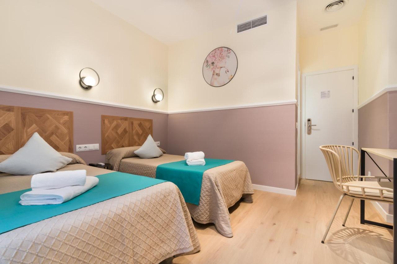 Hostal Evoke Madrid Eksteriør billede