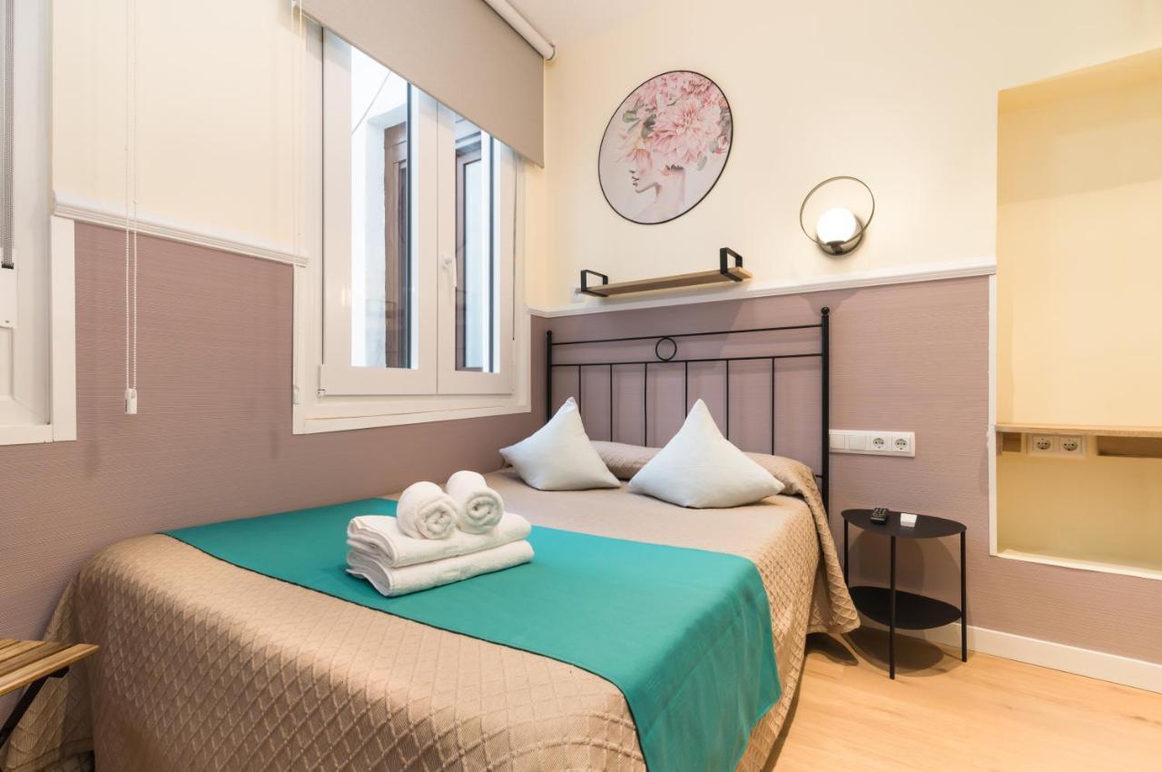 Hostal Evoke Madrid Eksteriør billede