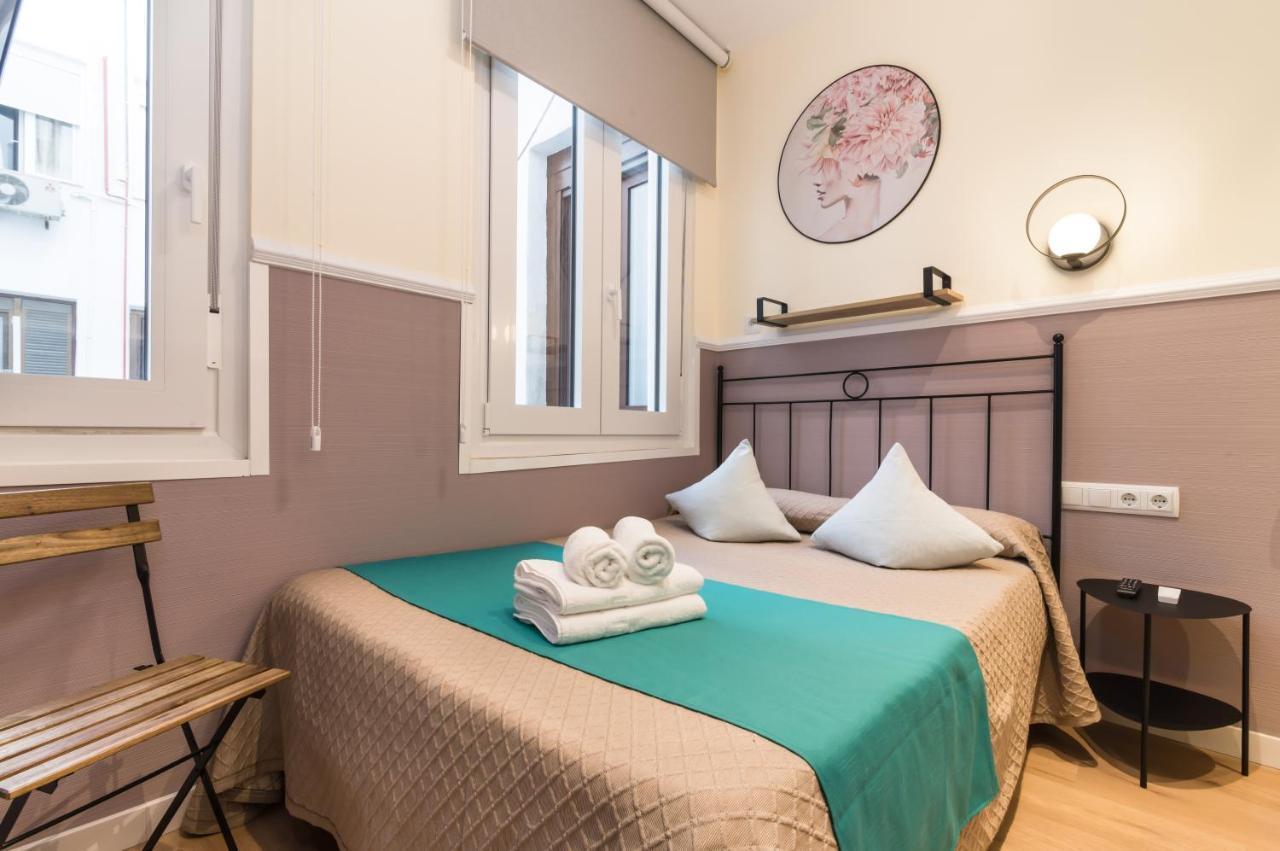 Hostal Evoke Madrid Eksteriør billede