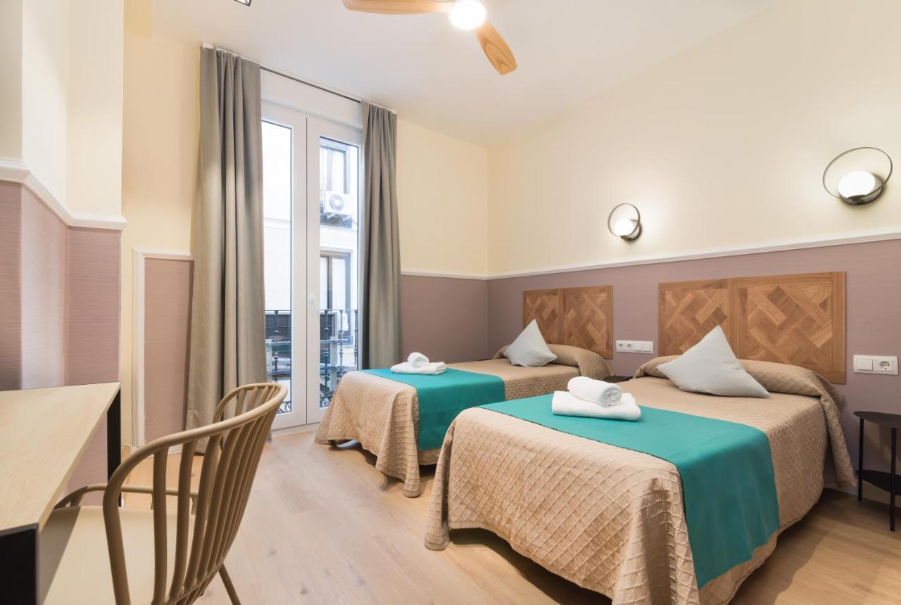 Hostal Evoke Madrid Eksteriør billede