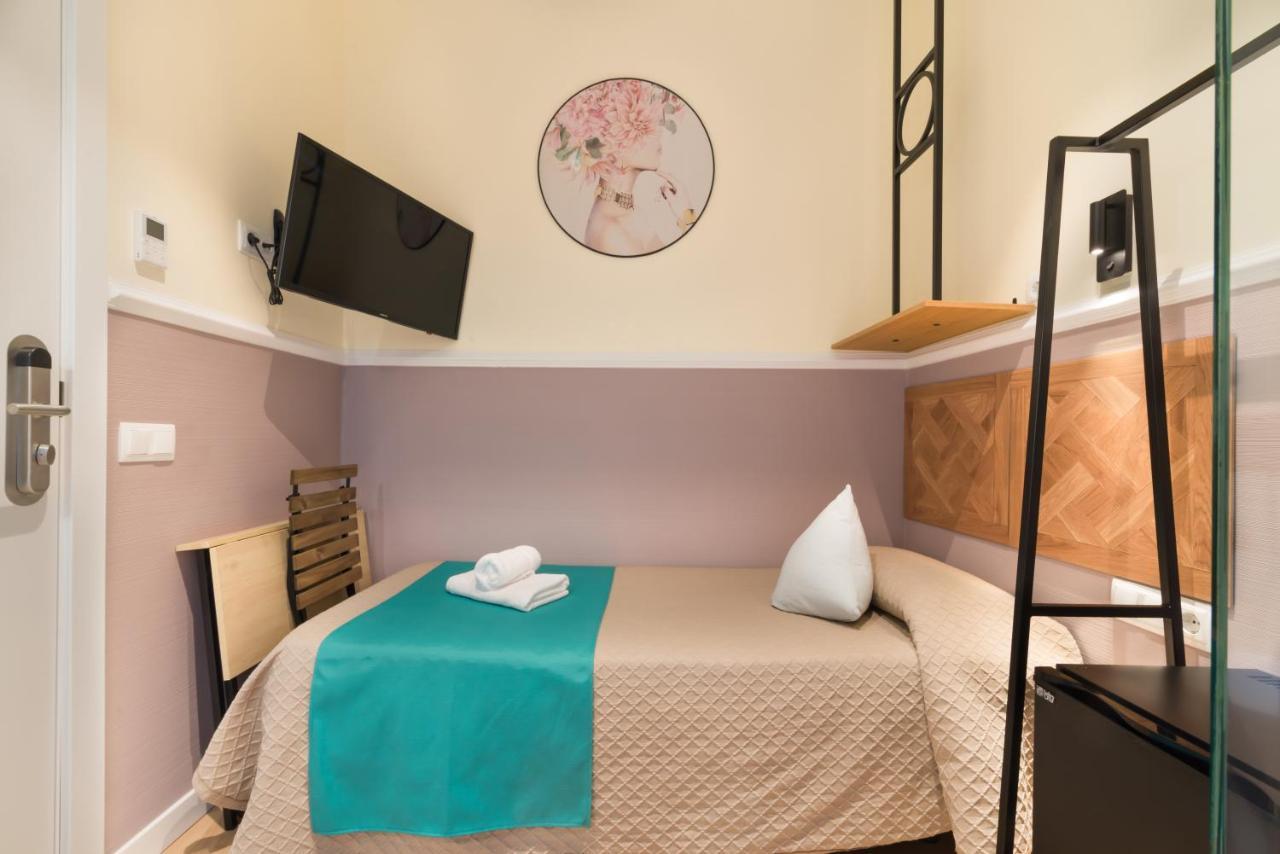 Hostal Evoke Madrid Eksteriør billede