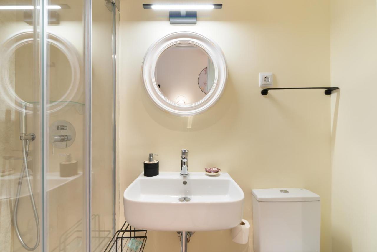 Hostal Evoke Madrid Eksteriør billede